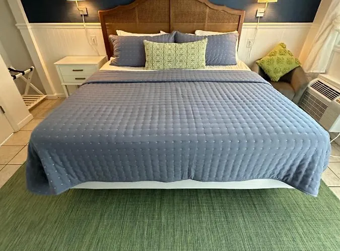 Boardwalk Beach Inn